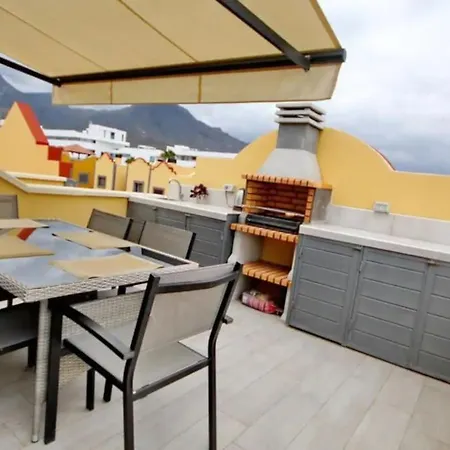 Beautiful In Charming Place El Duque Apartment *