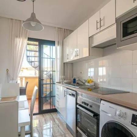 Beautiful In Charming Place El Duque Apartment *